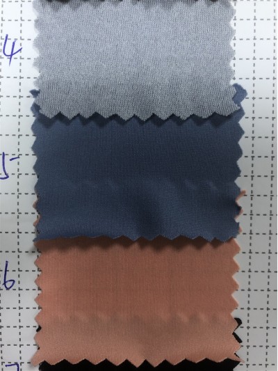 SX-DY 521010  50D牛奶絲滌綸拉架  規格：160CM 克重：100G 成份：88T 12SP 超薄運動布 側面照